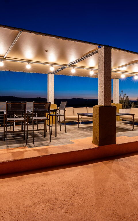 Villa Sole Tra i Ginepri: Balkon / terras / patio, Buitenkanten, Buitenshuis, Keer bekeken