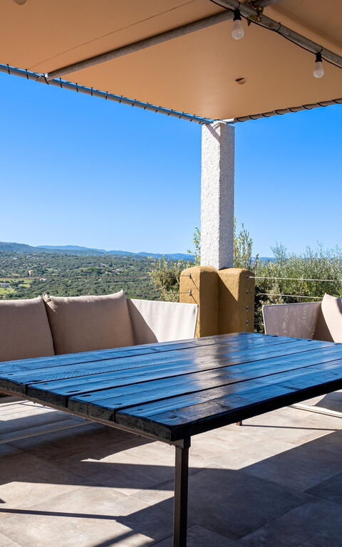 Villa Sole Tra i Ginepri: Balkon / terras / patio, Buitenkanten, Buitenshuis, Keer bekeken