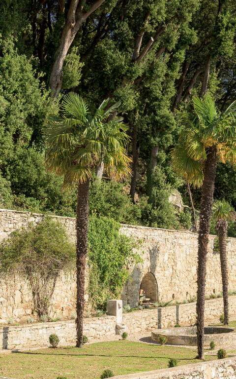 Villa Laparelli Pitti: Buitenkanten, Buitenshuis, Tuin