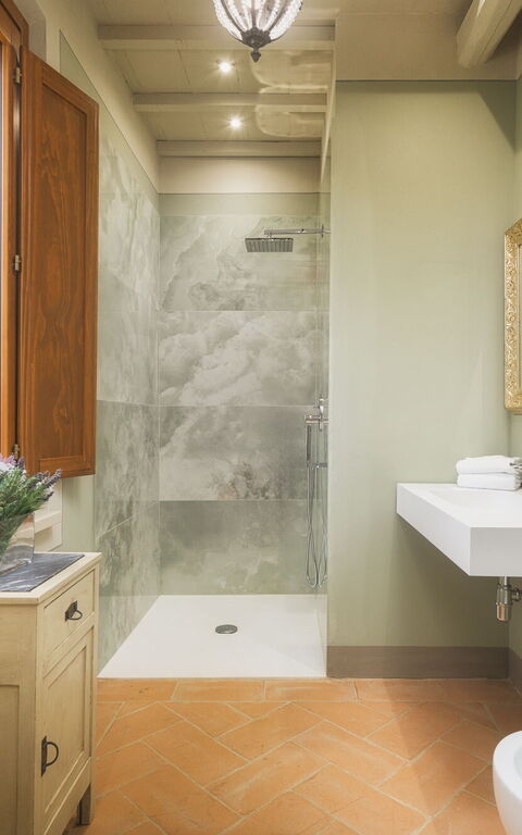 Villa la Contea: Badkamer