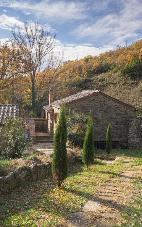 Casale Montanare: Buitenkanten, Buitenshuis, Tuin