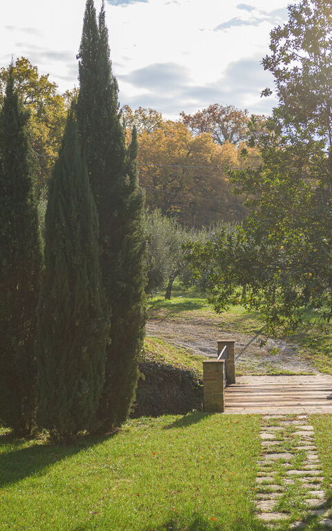 Casale Montanare: Buitenkanten, Buitenshuis, Tuin