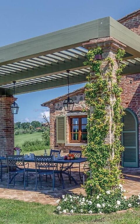 Villa Il Pozzo: Balkon / terras / patio, Buitenkanten, Buitenshuis, Keer bekeken, Tuin