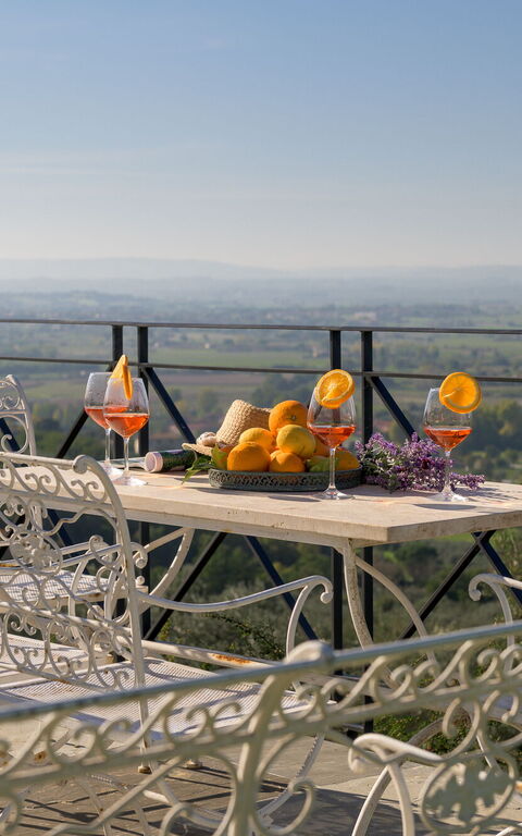 Villa Belvedere: Balkon / terras / patio, Buitenkanten, Buitenshuis, Keer bekeken