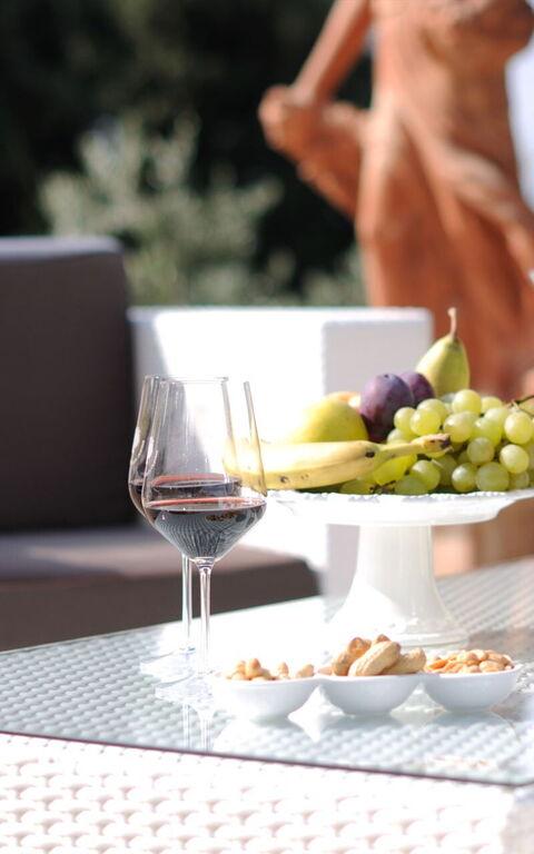 Villa Torresassa: Balkon / terras / patio, Buitenkanten, Buitenshuis