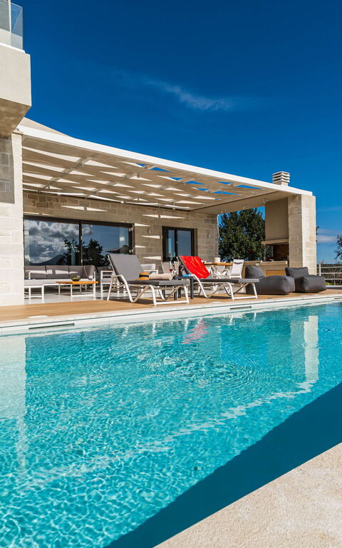 Villa Orientem Bis: Buitenkanten, Buitenshuis, Tuin, Zomer, zwembad