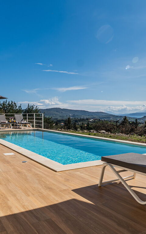 Villa Orientem Bis: Buitenkanten, Buitenshuis, Keer bekeken, zwembad