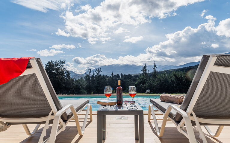 Villa Orientem Bis: Buitenkanten, Buitenshuis, Keer bekeken, zwembad