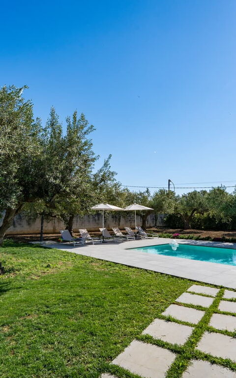 Villa Virginia: Buitenkanten, Buitenshuis, Tuin, zwembad