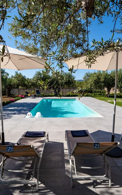 Villa Virginia: Buitenkanten, Buitenshuis, Tuin, zwembad