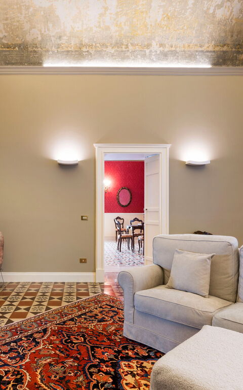 Micanera House: Woonkamer