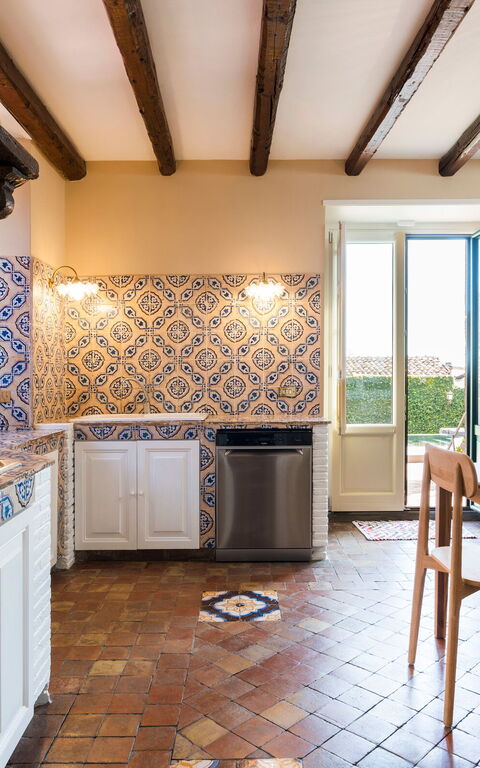 Micanera House: Keuken