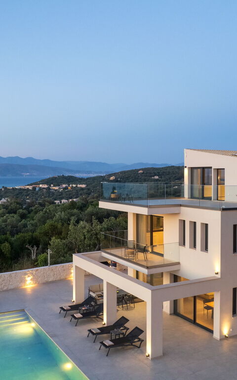 Villa Cocona: Buitenkanten, Buitenshuis, Keer bekeken, zwembad