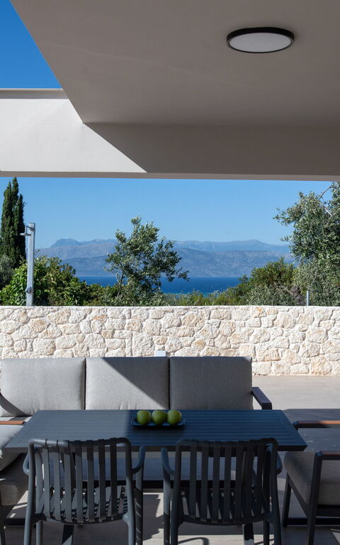 Villa Cocona: Buitenkanten, Buitenshuis