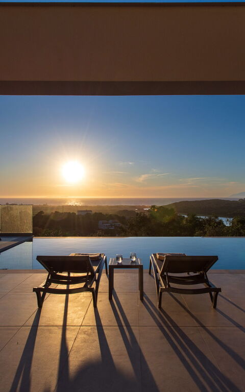 Villa Cocona: Buitenkanten, Buitenshuis, Keer bekeken, zwembad