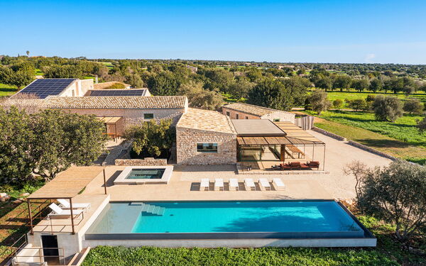 Villa Ninetta: Buitenkanten, Buitenshuis, zwembad