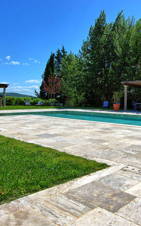 Borgo Ariano: Buitenshuis