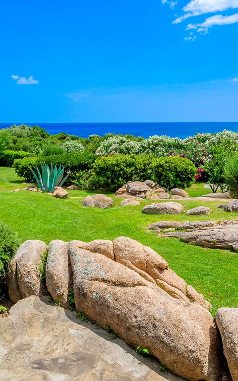 Villa Silenis: Buitenkanten, Buitenshuis, Keer bekeken, Tuin