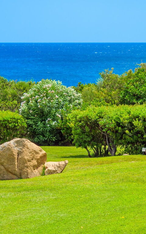 Villa Silenis: Buitenkanten, Buitenshuis, Keer bekeken, Tuin