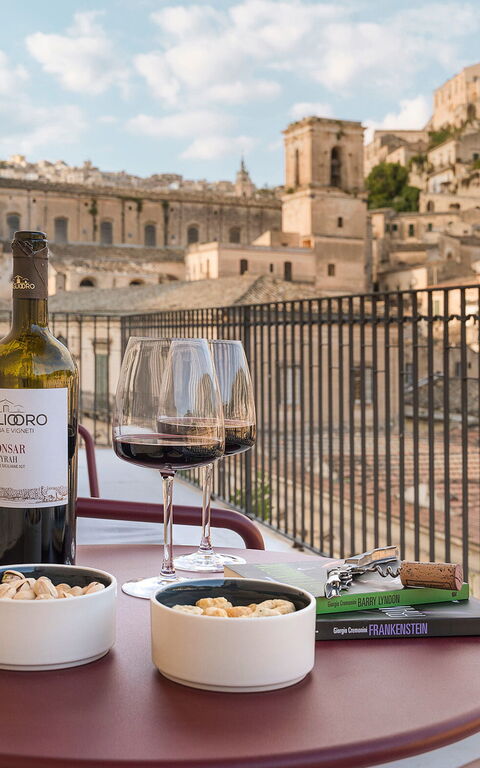 Monumento Apartament: Balkon / terras / patio, Buitenshuis