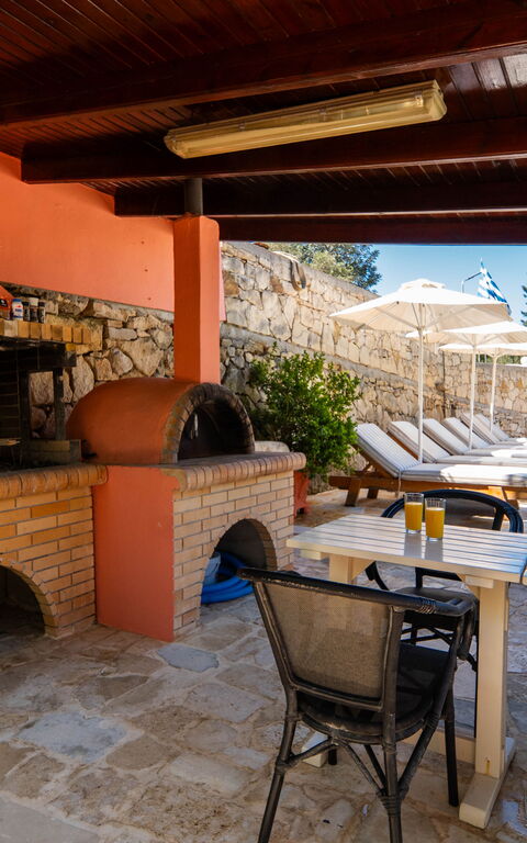 Villa Nikolas: Balkon / terras / patio, Buitenkanten, Buitenshuis