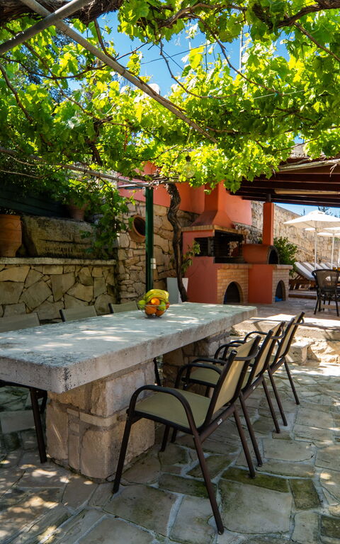 Villa Nikolas: Balkon / terras / patio, Buitenkanten, Buitenshuis