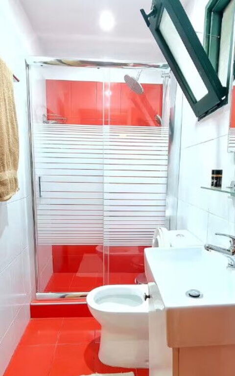 Villa Nikolas: Badkamer