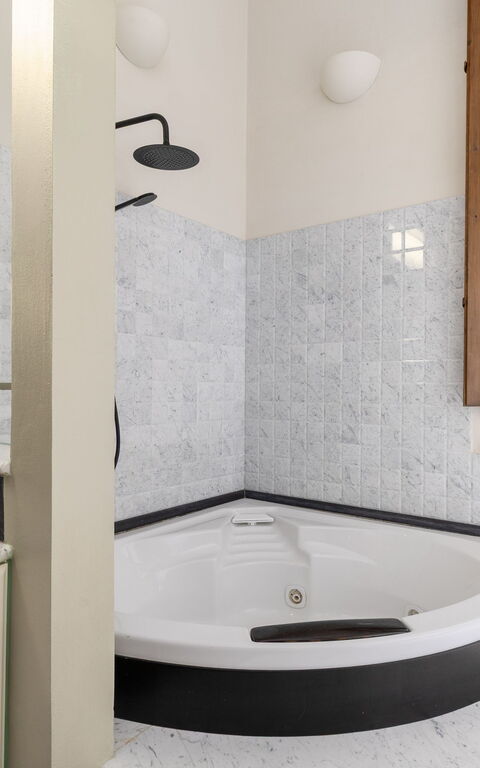 Villa Silvia: Badkamer, bubbelbad