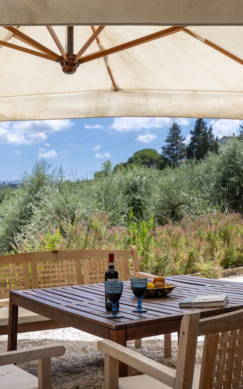 Villa Silvia: Balkon / terras / patio, Keer bekeken