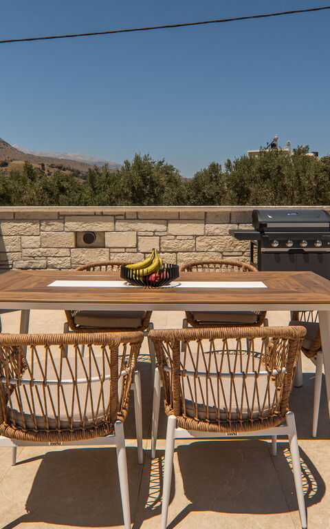 Villa Zen Chrysi: Balkon / terras / patio, Buitenkanten, Buitenshuis