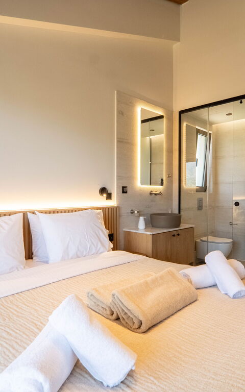 Villa Zen Aphrodite: Badkamer, slaapkamer