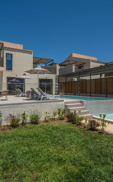 Villa Zen Aphrodite: Buitenkanten, Buitenshuis, Tuin