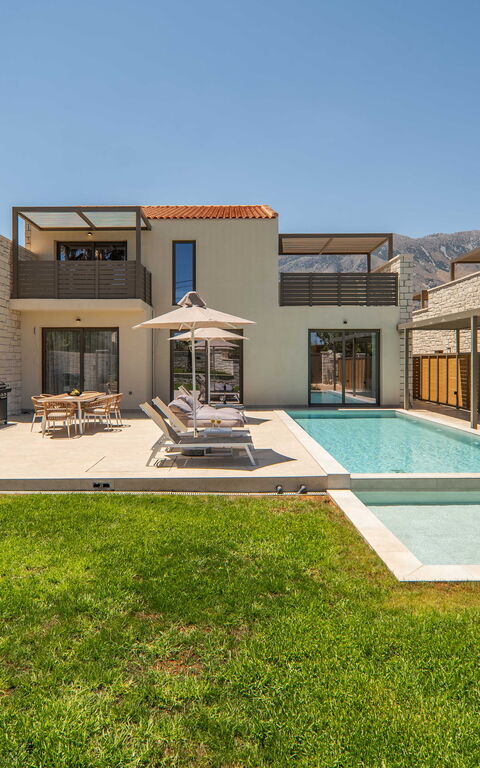 Villa Zen Hephaistos: Buitenkanten, Buitenshuis, Tuin, zwembad