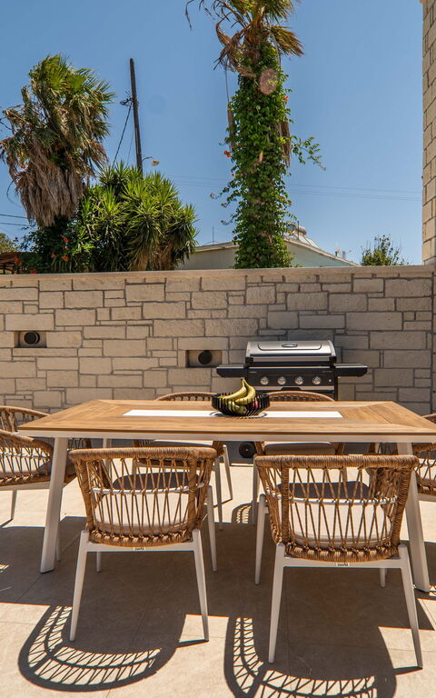 Villa Zen Hephaistos: Balkon / terras / patio, Buitenkanten, Buitenshuis