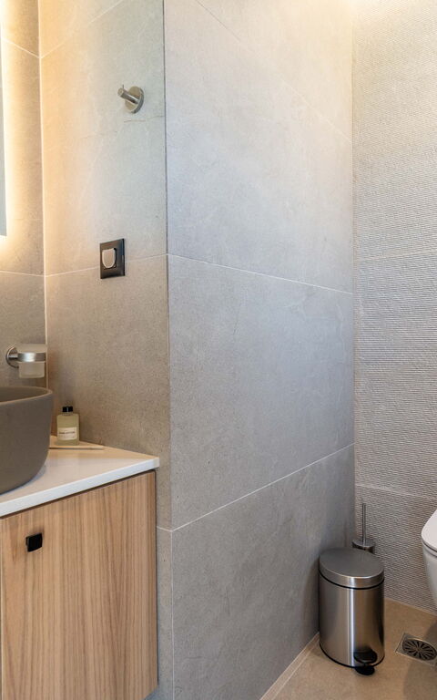 Villa Zen Hephaistos: Badkamer