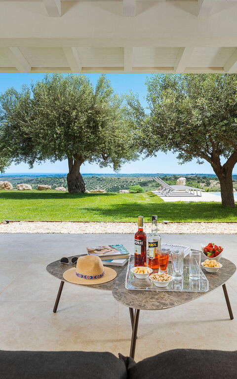 Netina Domus: Buitenshuis, Keer bekeken