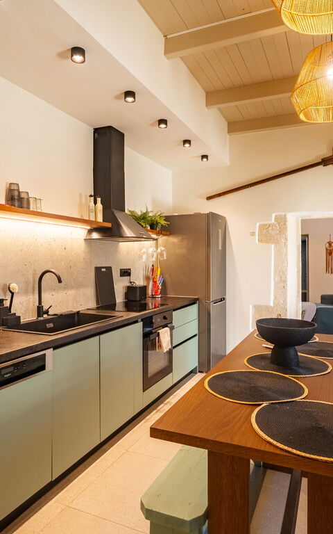 Villa Platon: Keuken, Lunchroom