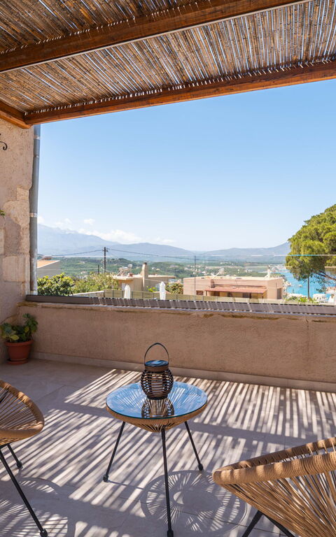 Villa Platon: Balkon / terras / patio