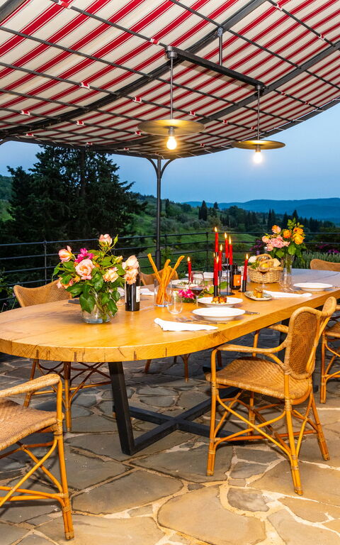 Villa Tenuta Casenuove: Balkon / terras / patio, Buitenkanten, Buitenshuis, Keer bekeken