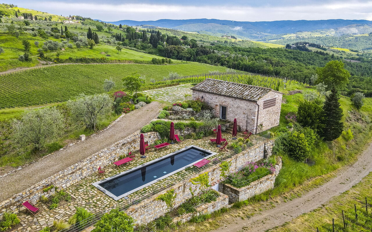 Villa Tenuta Casenuove: Keer bekeken, zwembad