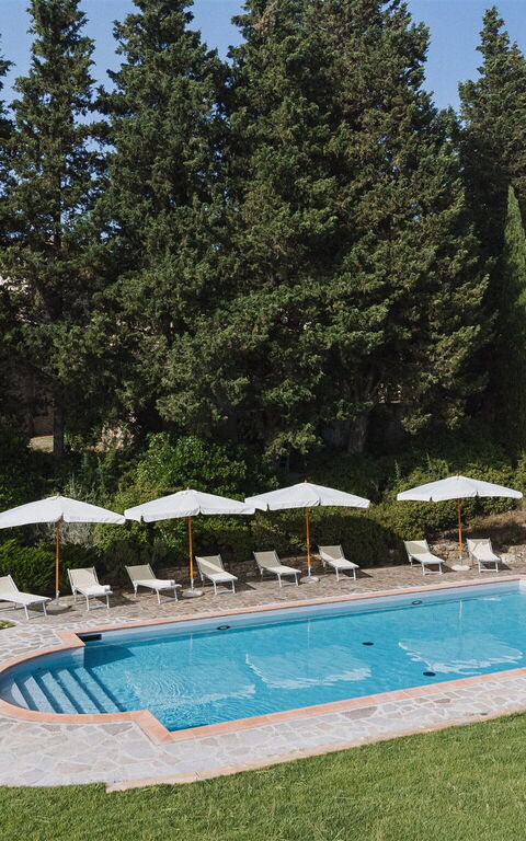 Podere Lupinati: Buitenkanten, Buitenshuis, zwembad