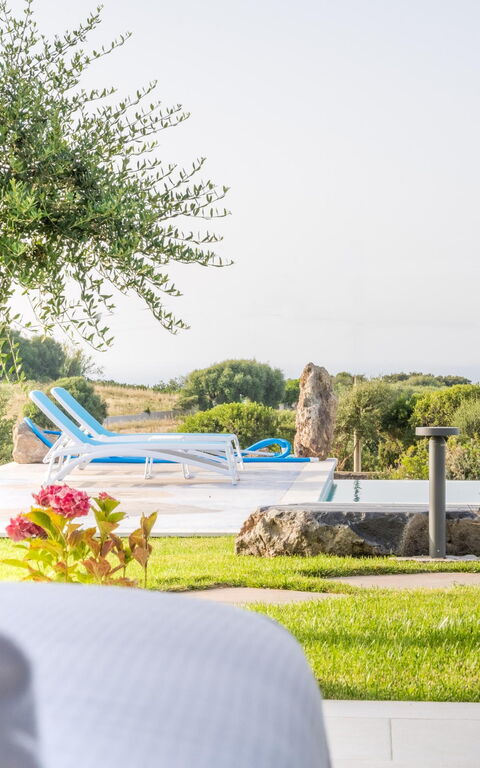 Villa Fior D'acqua: Buitenkanten, Buitenshuis, Tuin, zwembad