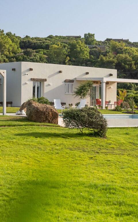 Villa Fior D'acqua: Buitenkanten, Buitenshuis, Tuin, zwembad