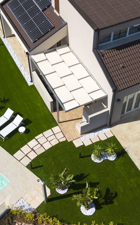 Villa Aversa: Balkon / terras / patio, Buitenkanten, Buitenshuis, Tuin, zwembad