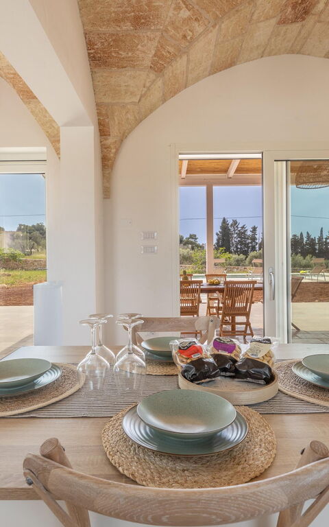 Villa Incantesimo: Keuken, Lunchroom, Woonkamer