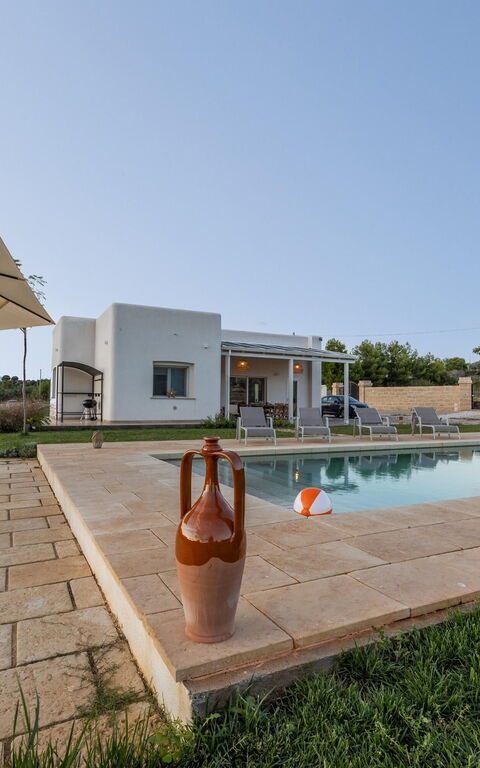 Villa Incantesimo: Buitenkanten, Buitenshuis, Tuin