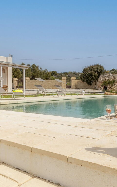 Villa Incantesimo: Buitenkanten, Buitenshuis, zwembad