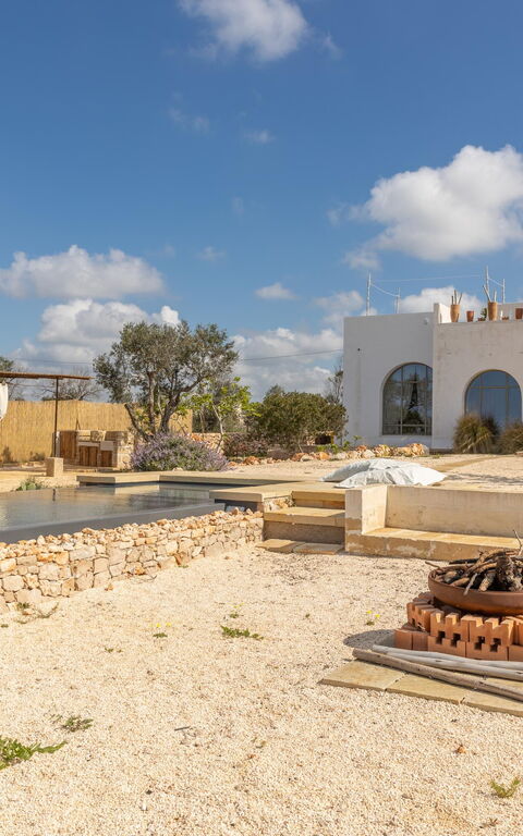 Villa Perla Del Sud: Buitenkanten, Buitenshuis