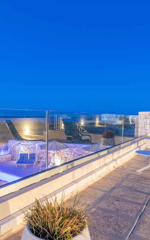 Villa Regina Sul Mare: Buitenkanten, Buitenshuis, Keer bekeken, zwembad