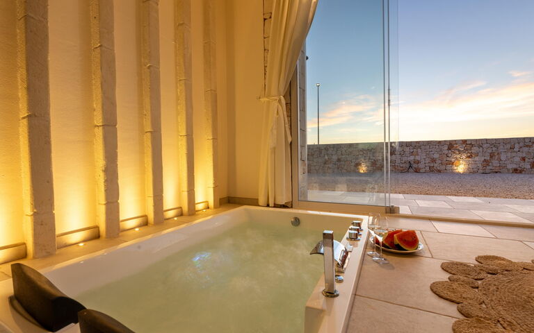 Villa Regina Sul Mare: bubbelbad
